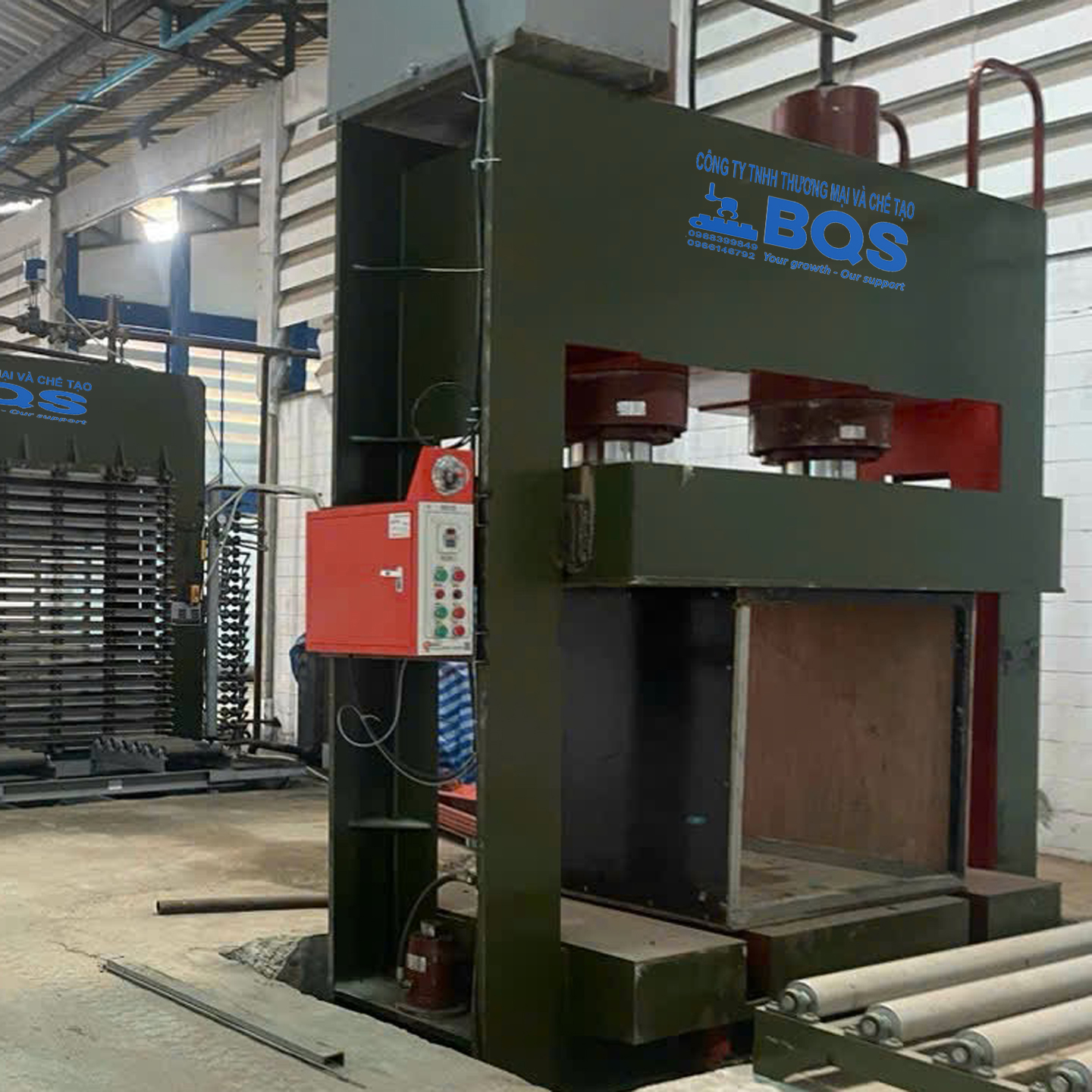 z6907360693299 626193571f4c1e242217610a3f41432a